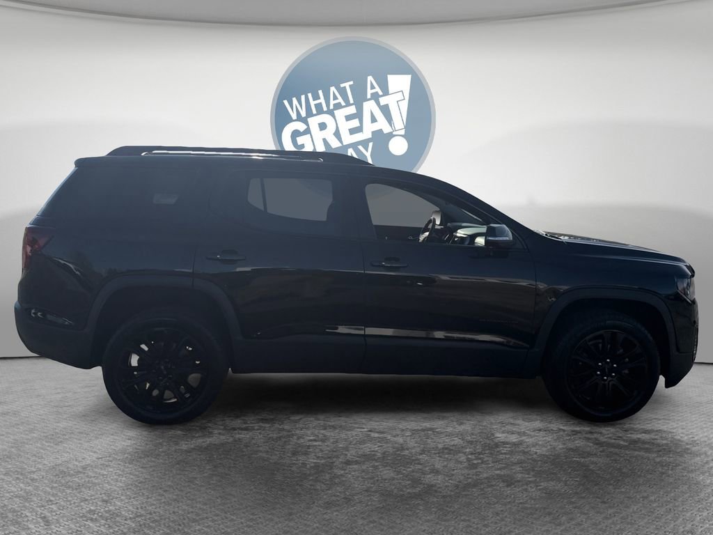 Certified 2023 GMC Acadia SLE w/ Driver Convenience Package image 2