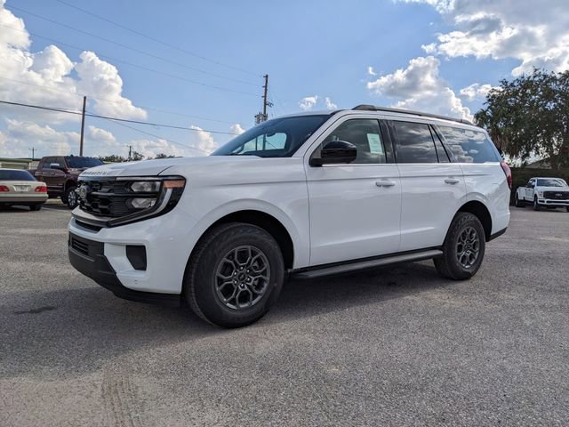 New 2025 Ford Expedition Active image 8