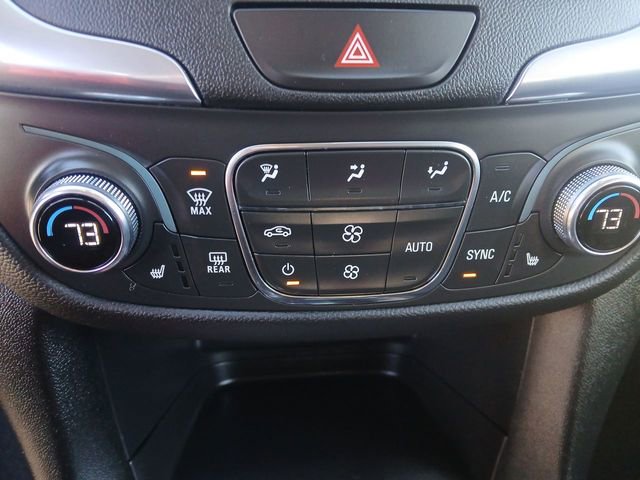 Used 2021 Chevrolet Equinox LT image 18