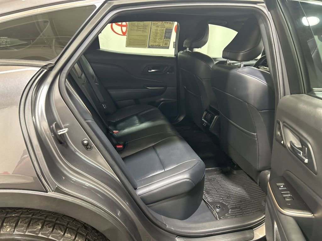 Used 2023 Toyota Crown Limited AWD/4WD image 16