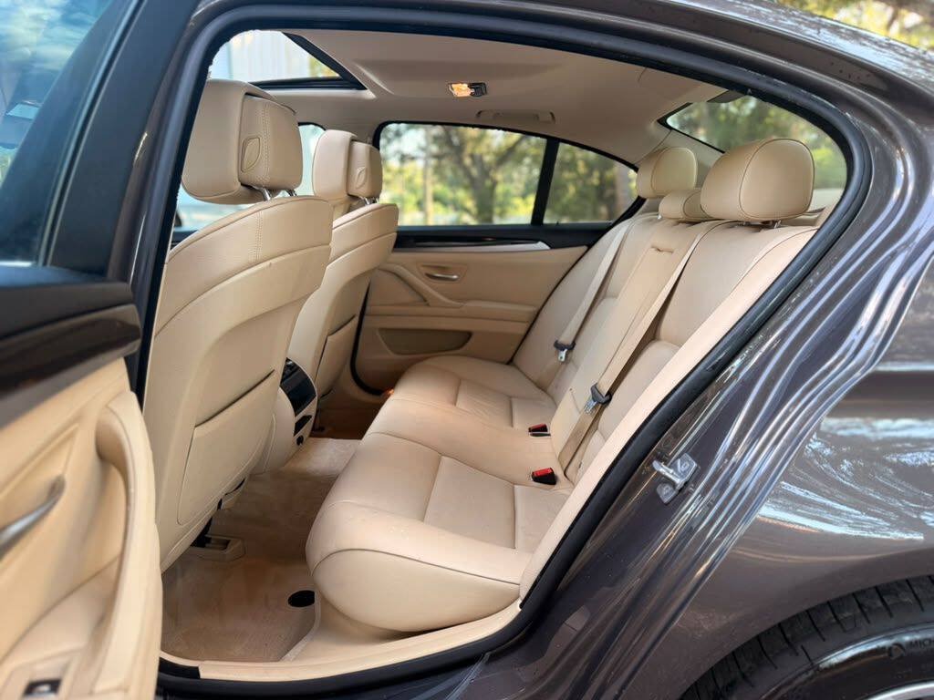 Used 2012 BMW 528i Sedan RWD image 11