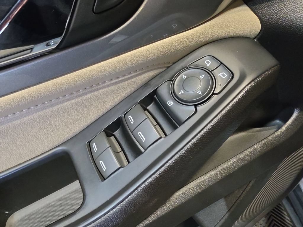 Used 2023 Chevrolet Traverse LS w/ LPO, Cargo Package FWD image 15