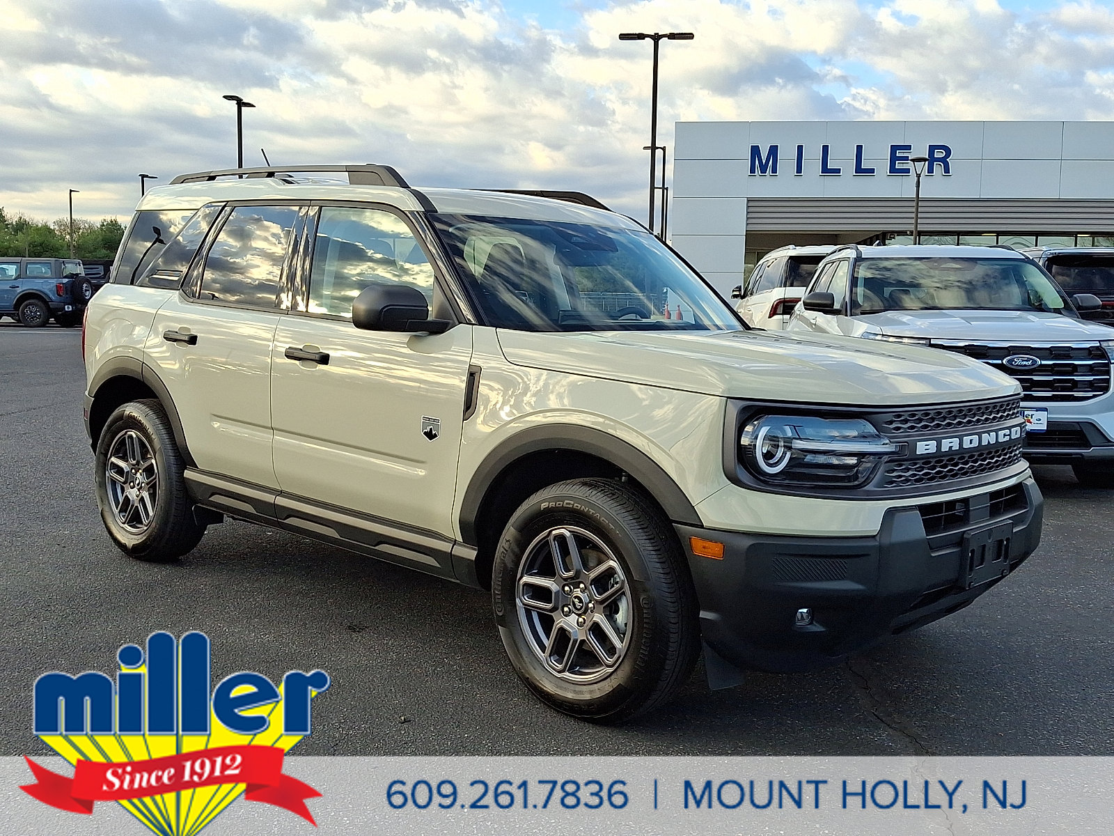 Used 2025 Ford Bronco Sport Big Bend w/ Convenience Package AWD/4WD image 1