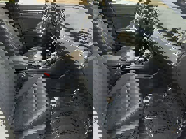 Used 2023 Audi Q3 2.0T Premium image 22