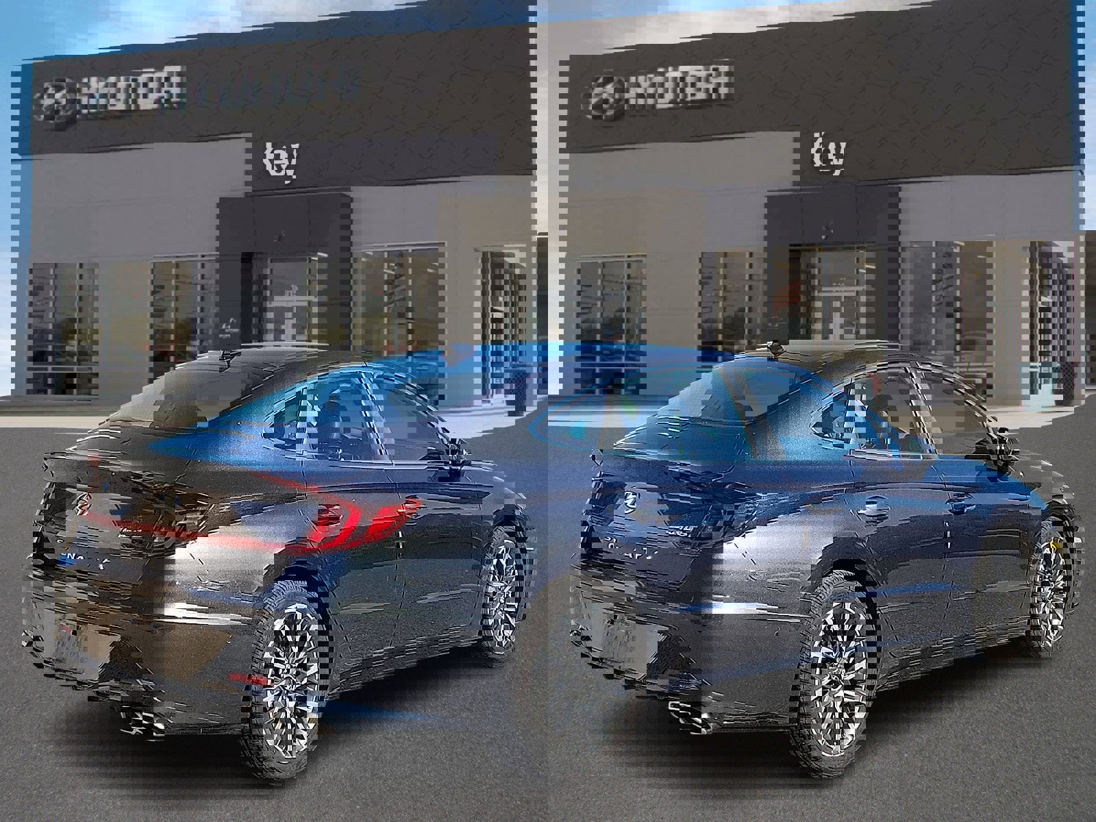 Used 2020 Hyundai Sonata Limited image 4