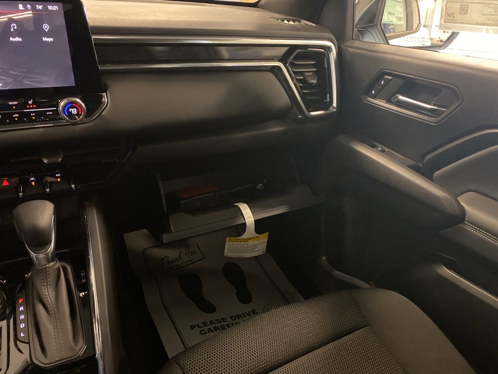 New 2025 GMC Canyon Elevation w/ Convenience Package image 34