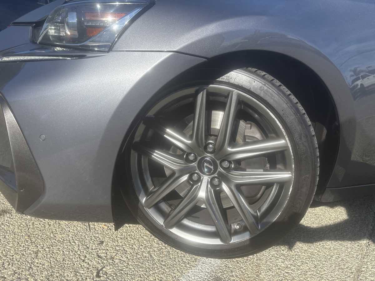 Used 2018 Lexus IS 300 image 5