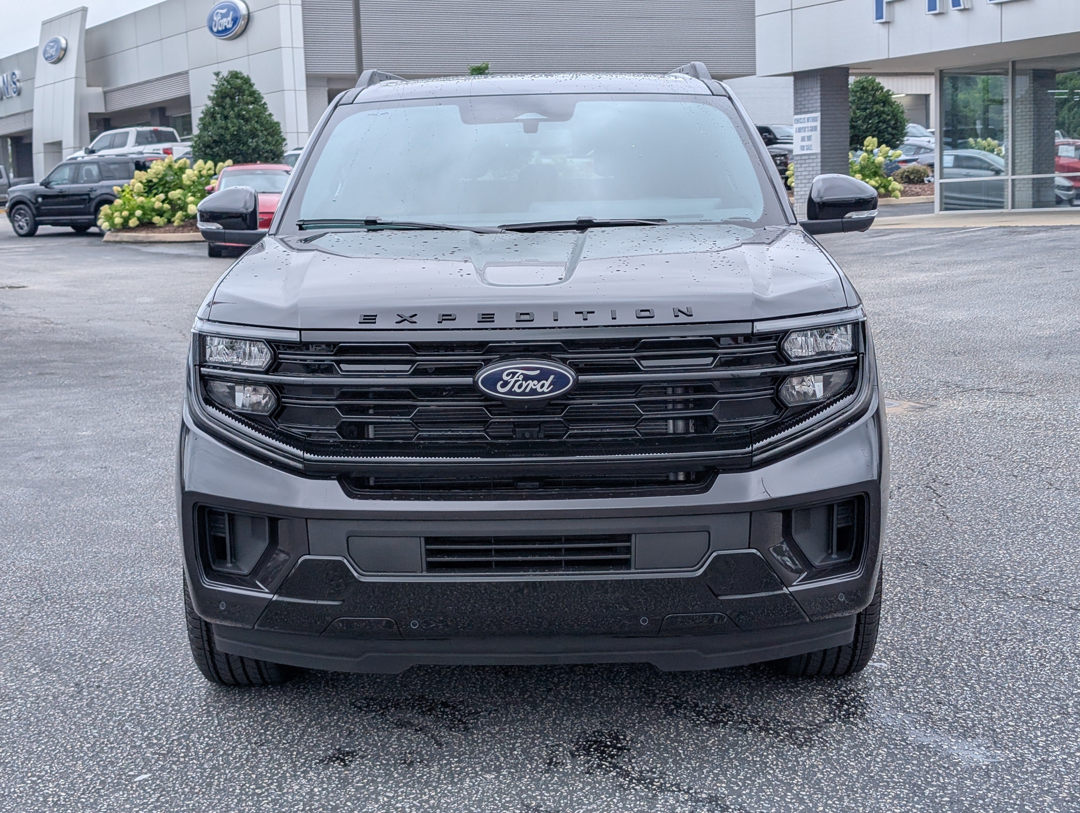 New 2027 Ford Expedition Max Platinum w/ Stealth Appearance Package AWD/4WD image 3