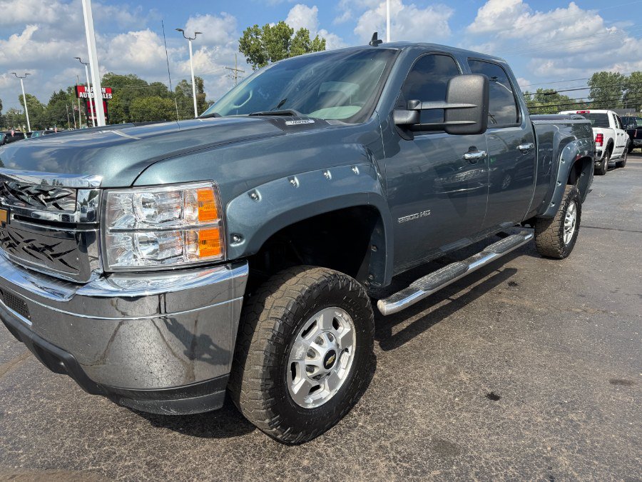 Used 2014 Chevrolet Silverado 2500 W/T AWD/4WD image 9
