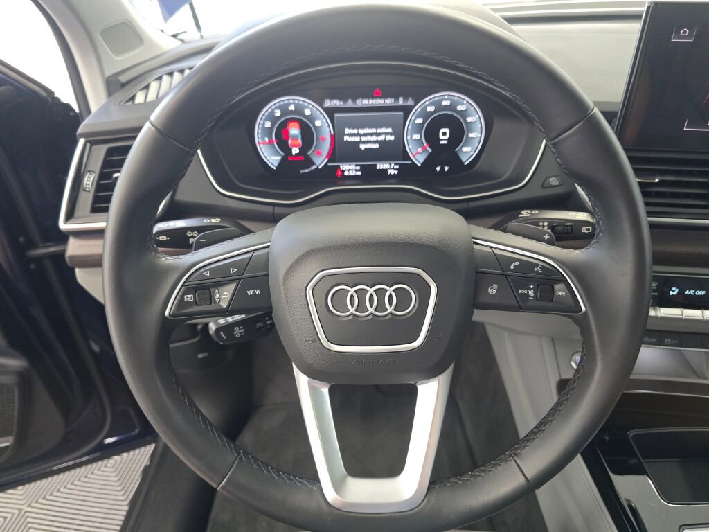 Certified 2025 Audi Q5 2.0T Premium Plus image 14