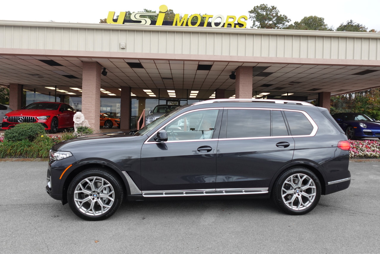 Used 2022 BMW X7 xDrive40i w/ Parking Assistance Package image 22