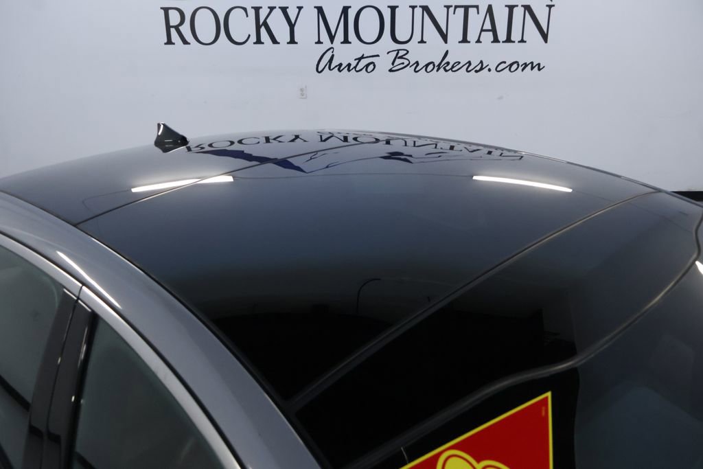 Used 2023 Kia K5 GT-Line image 12