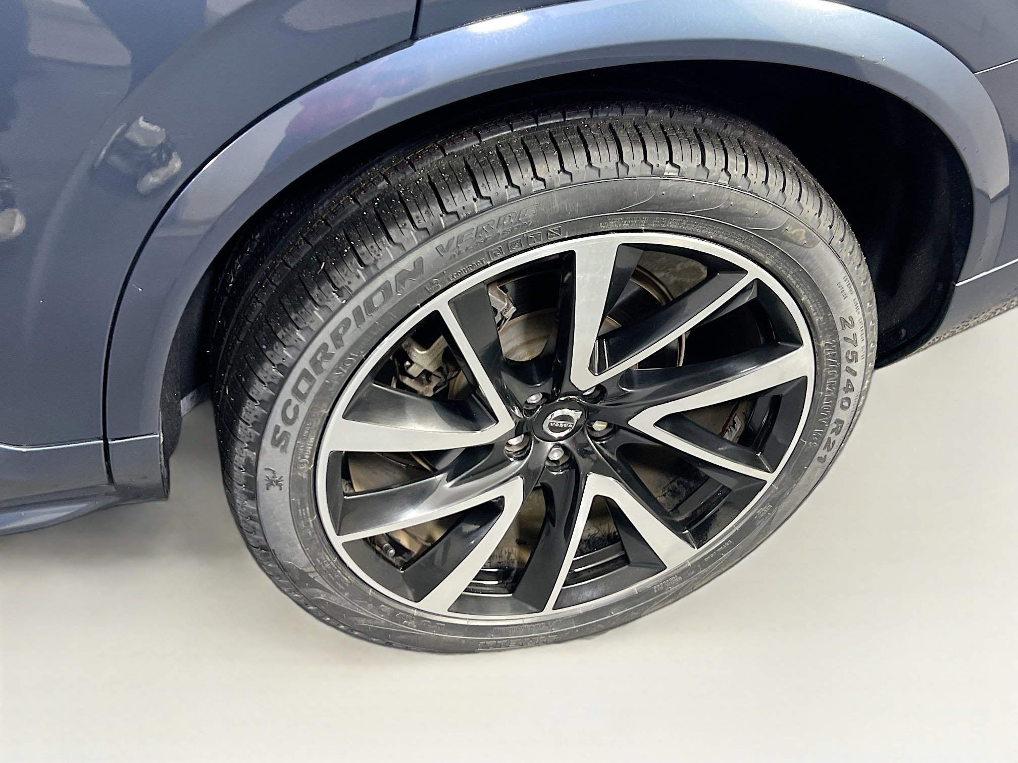 Used 2023 Volvo XC90 B6 Plus w/ Protection Package Premier image 33