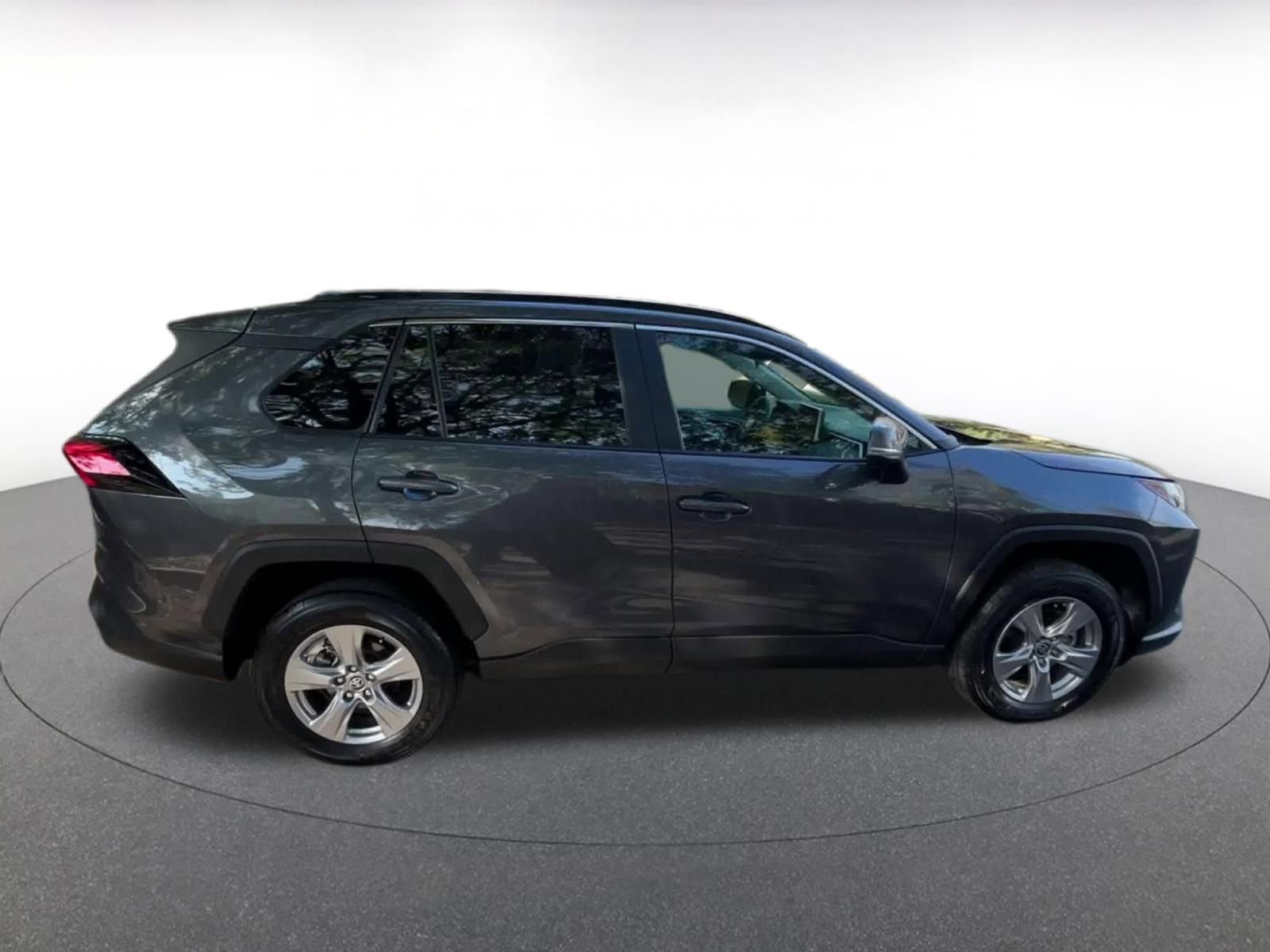 Used 2025 Toyota RAV4 XLE image 15