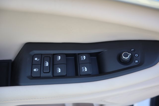 New 2025 Jeep Grand Cherokee Limited image 9