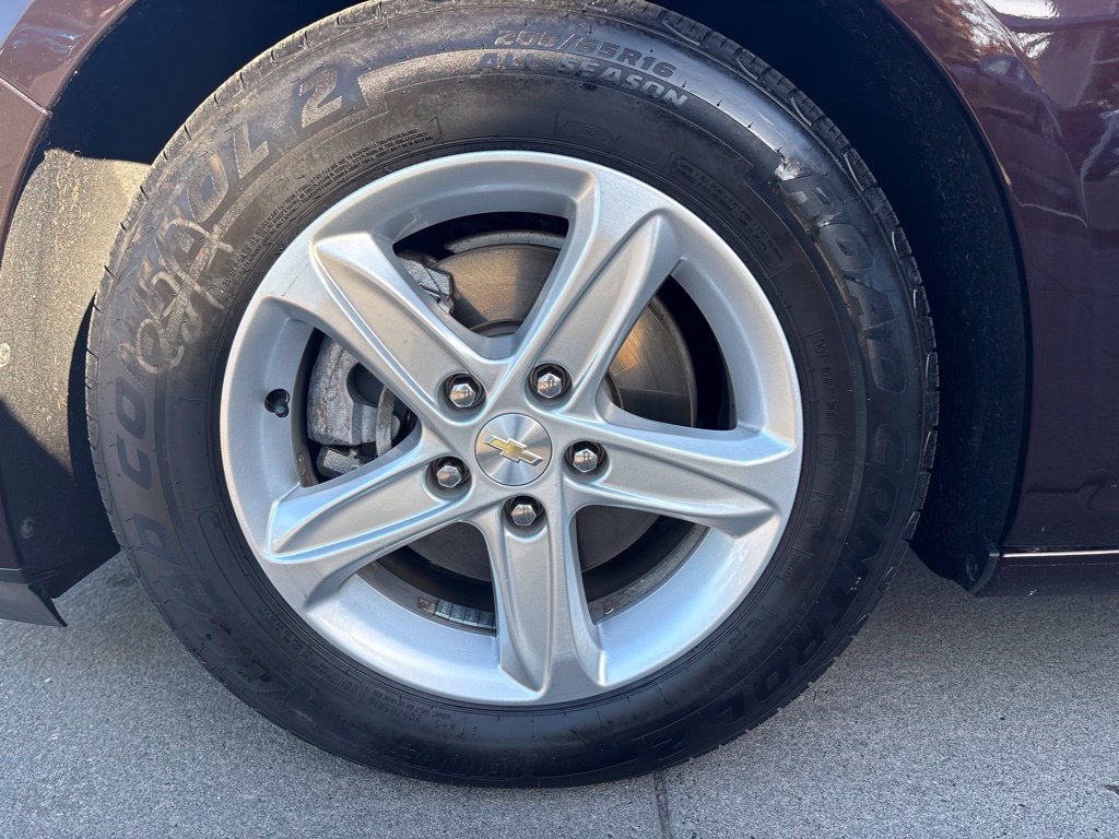 Used 2020 Chevrolet Malibu LS FWD image 12