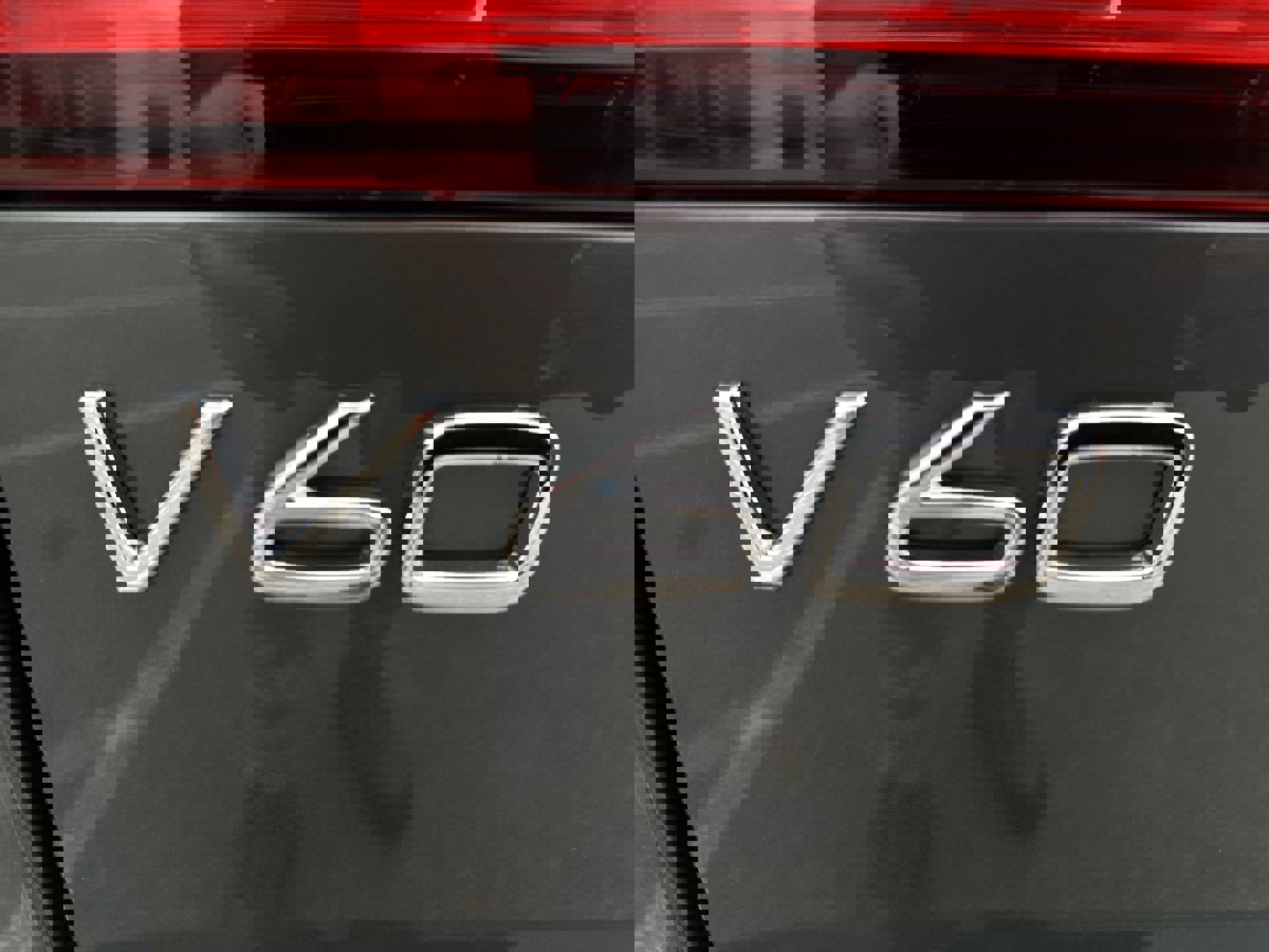 New 2026 Volvo V60 B5 Cross Country Plus w/ Climate Package image 33