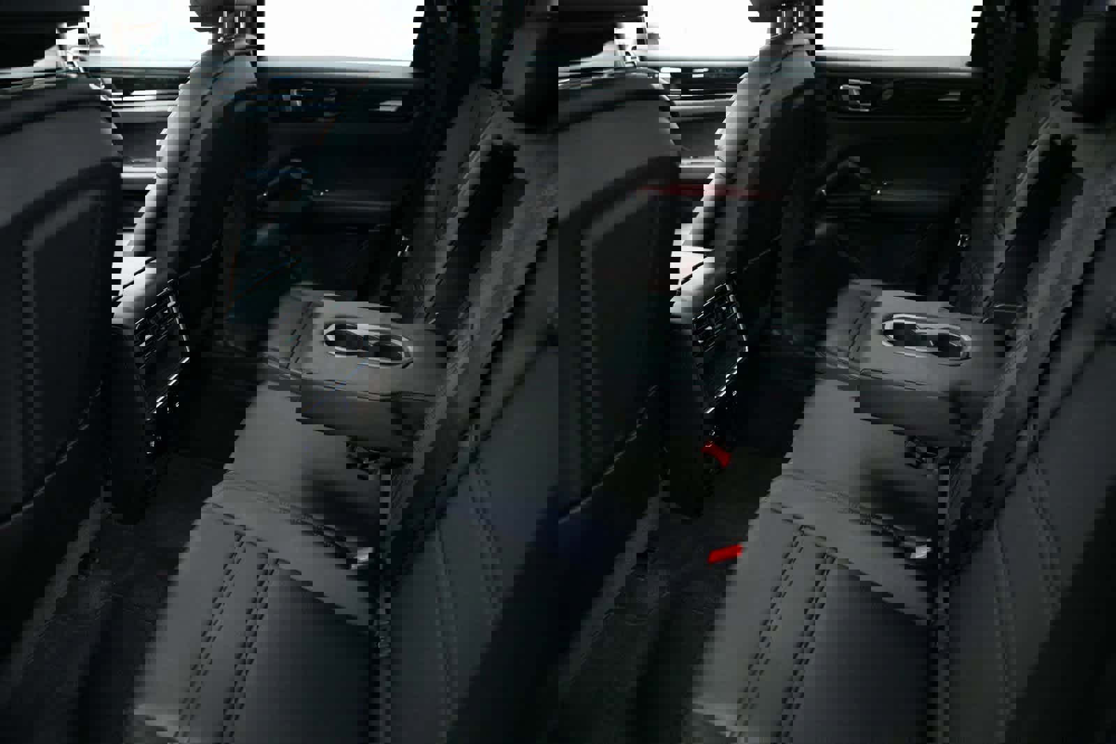 Certified 2023 Porsche Cayenne image 28