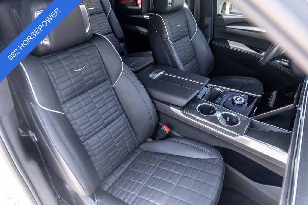 Certified 2025 Cadillac Escalade V AWD/4WD image 33