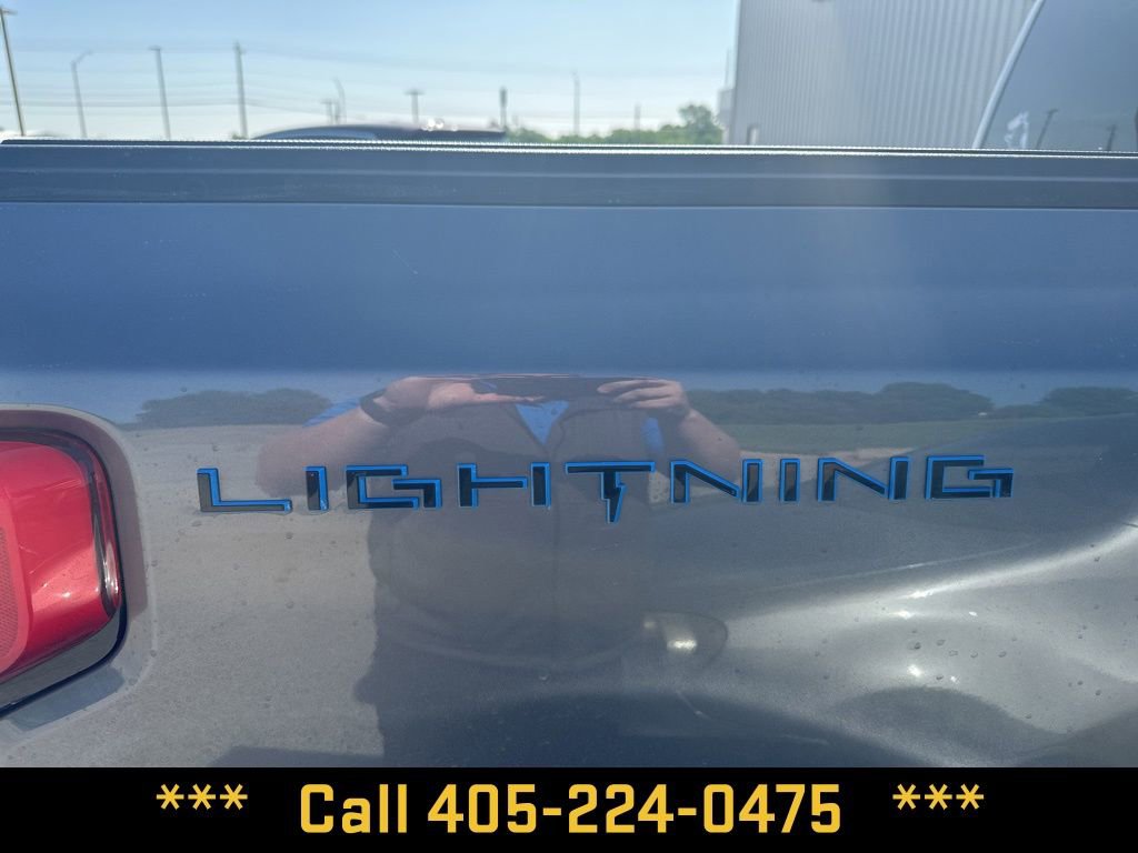 Used 2023 Ford F150 Lightning Lariat AWD/4WD image 8