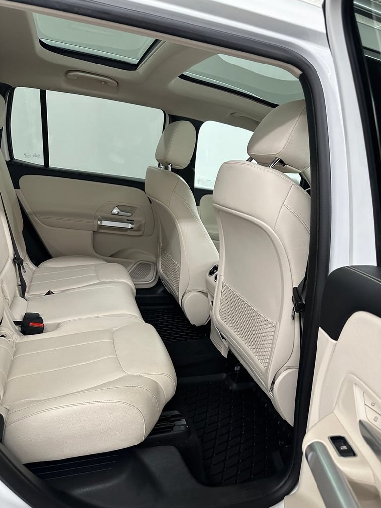 Used 2022 Mercedes-Benz GLB 250 4MATIC image 31