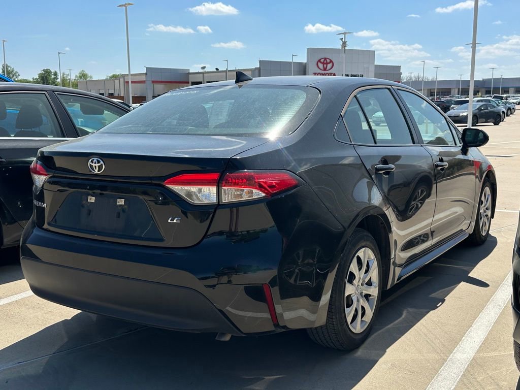 Used 2024 Toyota Corolla LE image 6