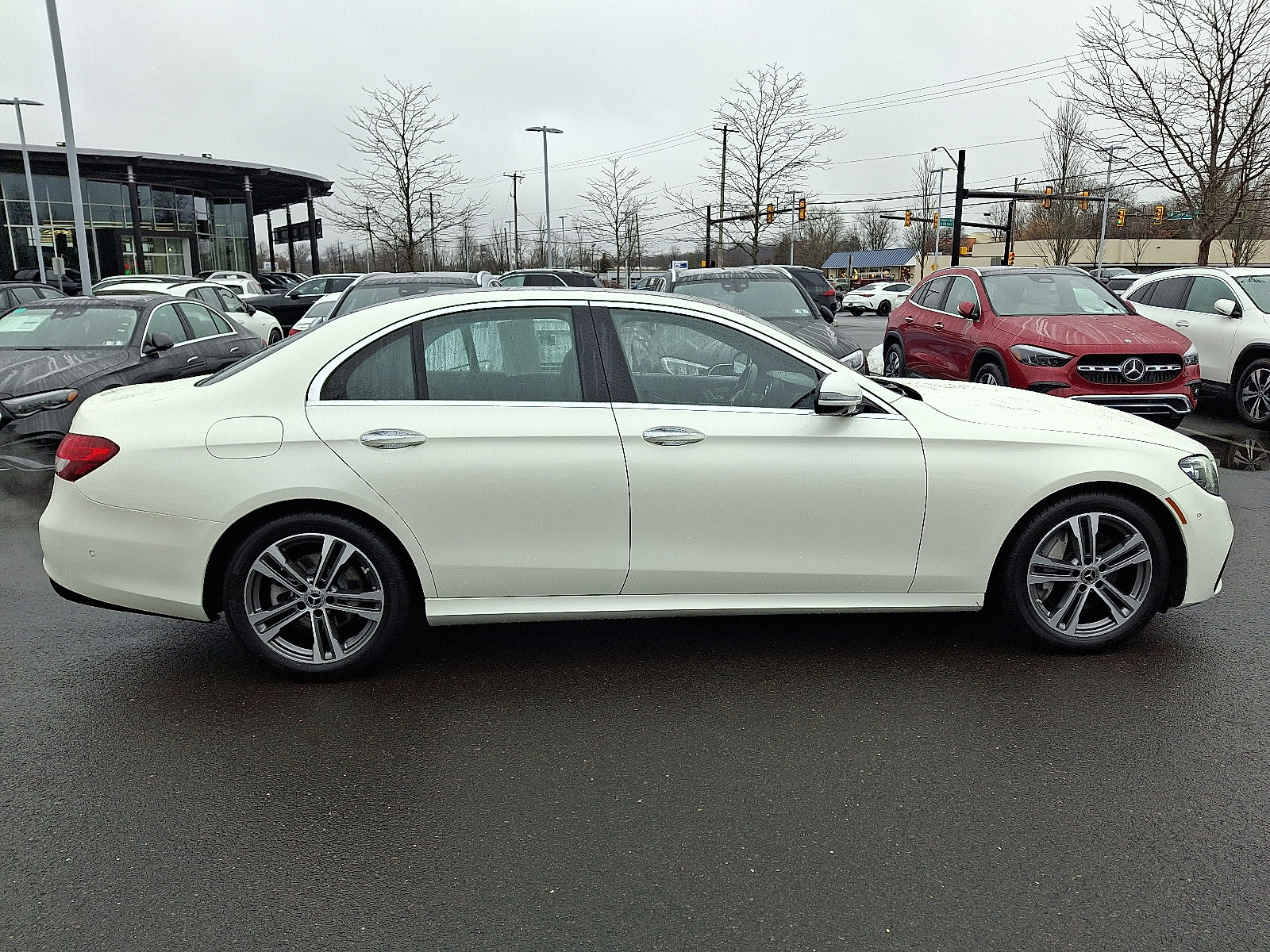 Certified 2021 Mercedes-Benz E 350 4MATIC Sedan image 7