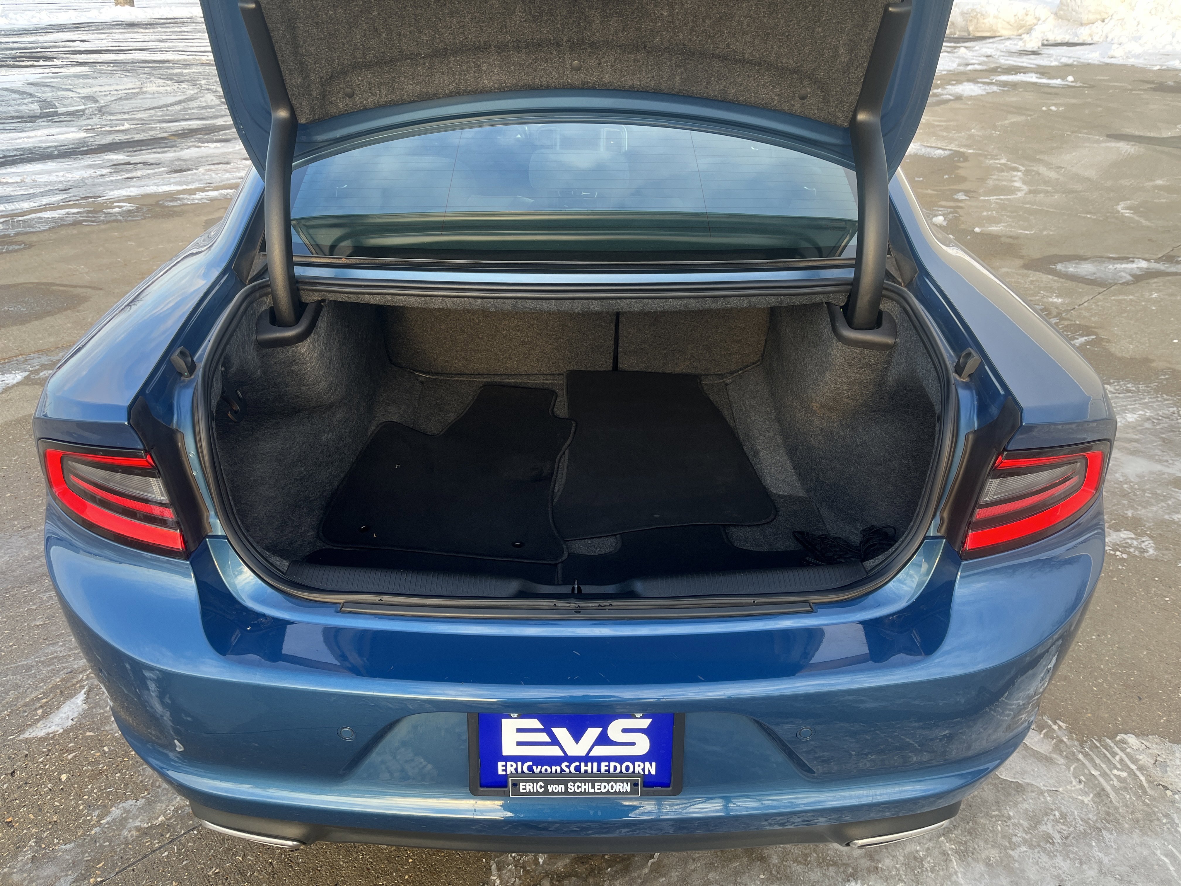 Used 2021 Dodge Charger SXT w/ Blacktop Package image 16