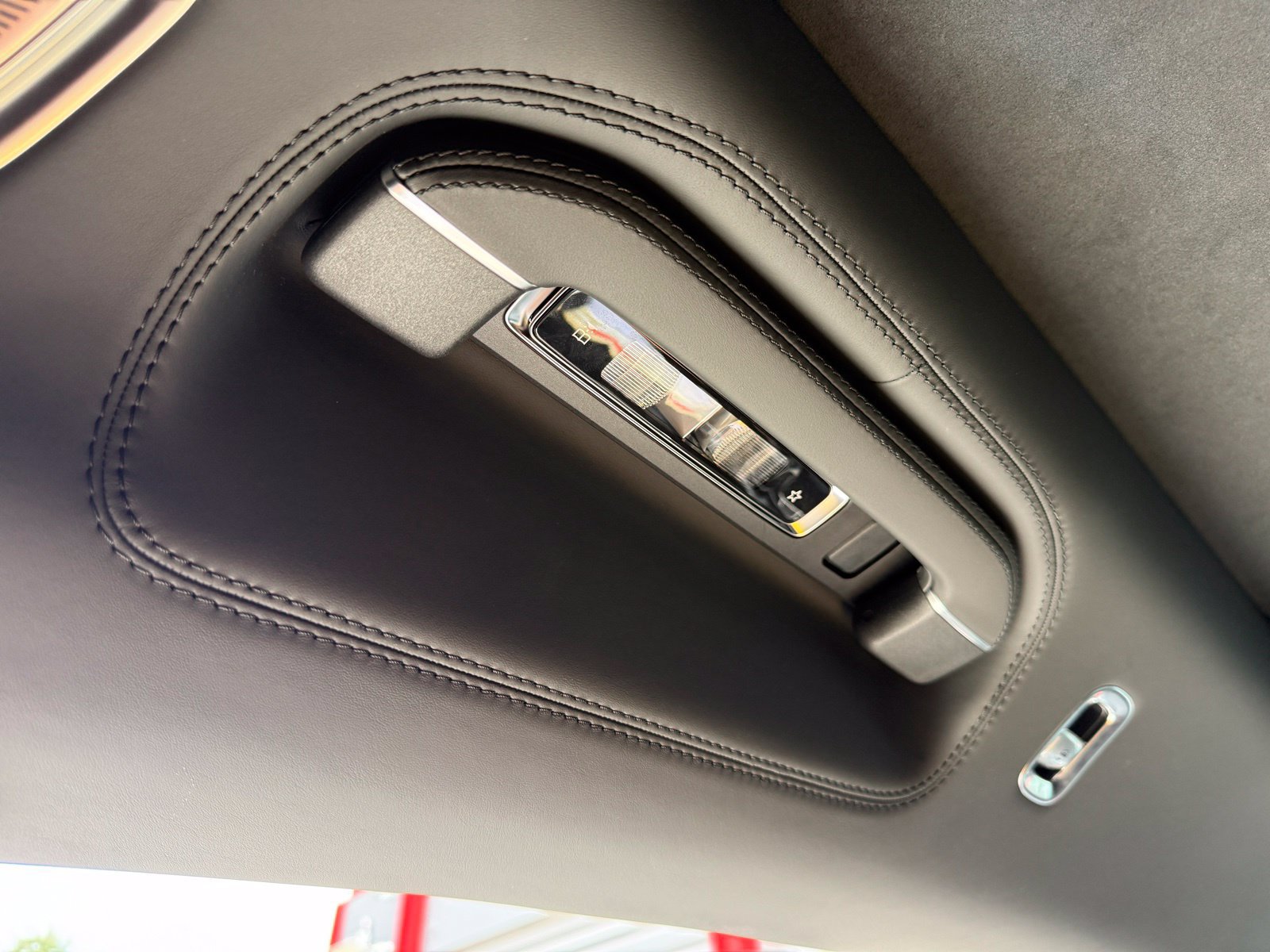 Used 2021 Mercedes-Benz Maybach S 580 4MATIC image 32