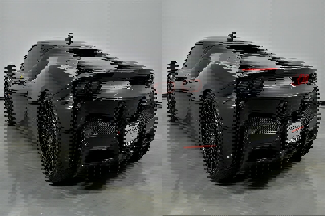 Used 2022 Ferrari SF90 Stradale image 10