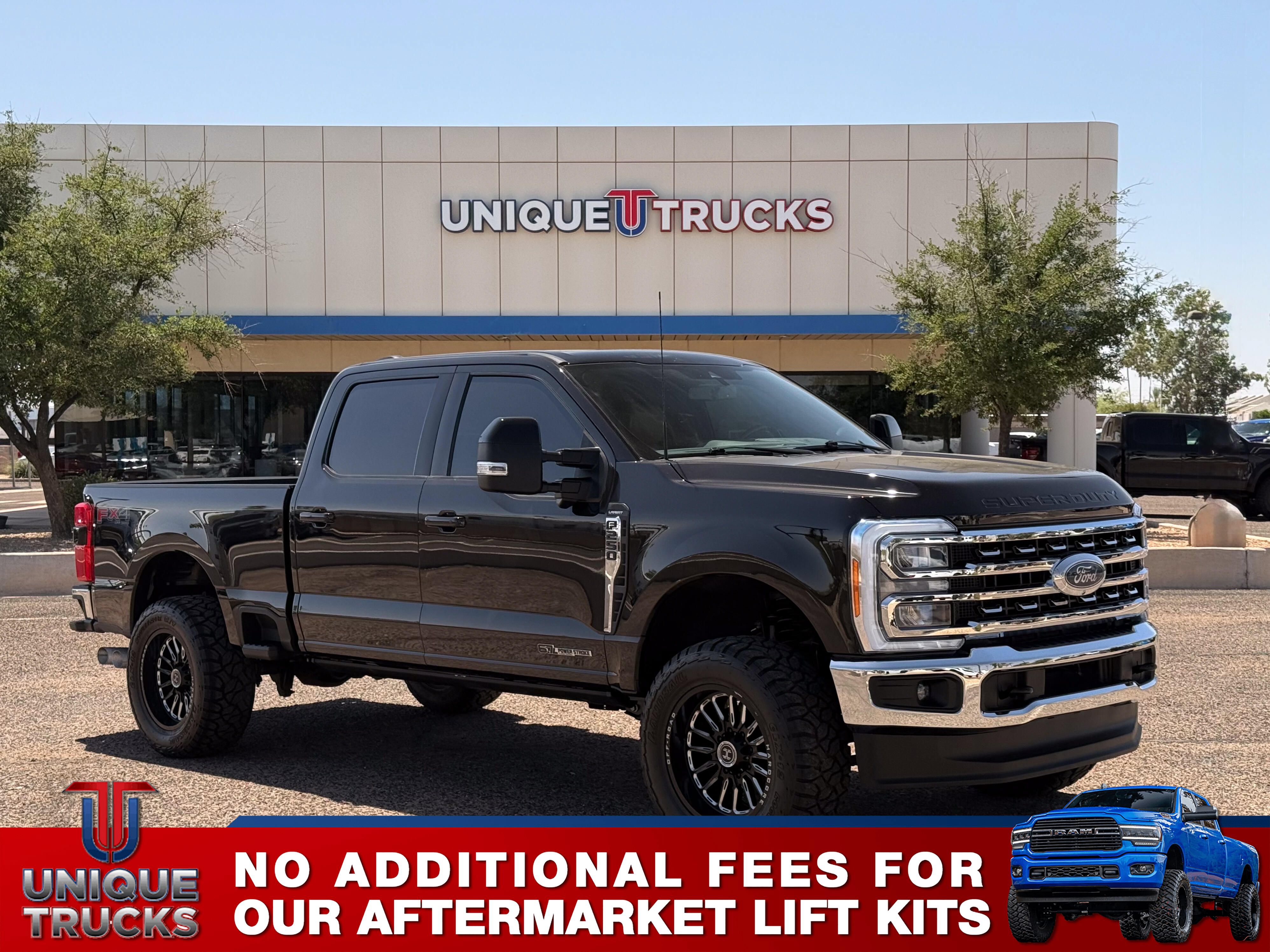 Used 2023 Ford F250 Lariat w/ FX4 Off-Road Package AWD/4WD image 3