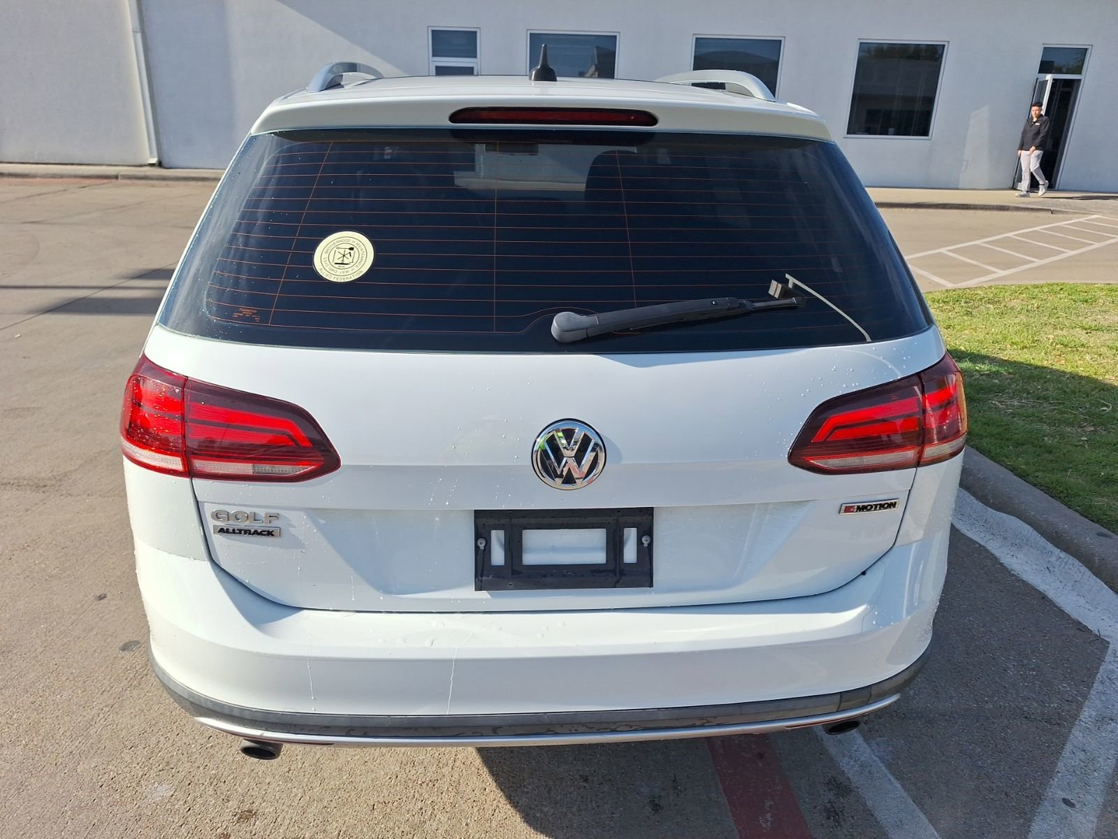 Used 2019 Volkswagen Golf Alltrack SE image 5