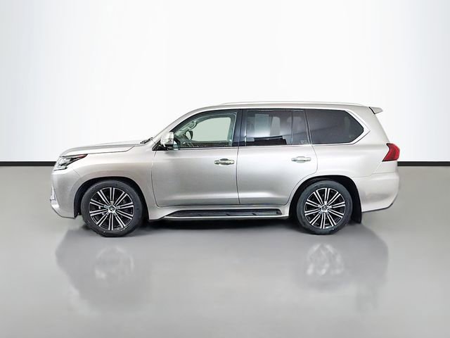 Used 2018 Lexus LX 570 4WD w/ Luxury Package image 4
