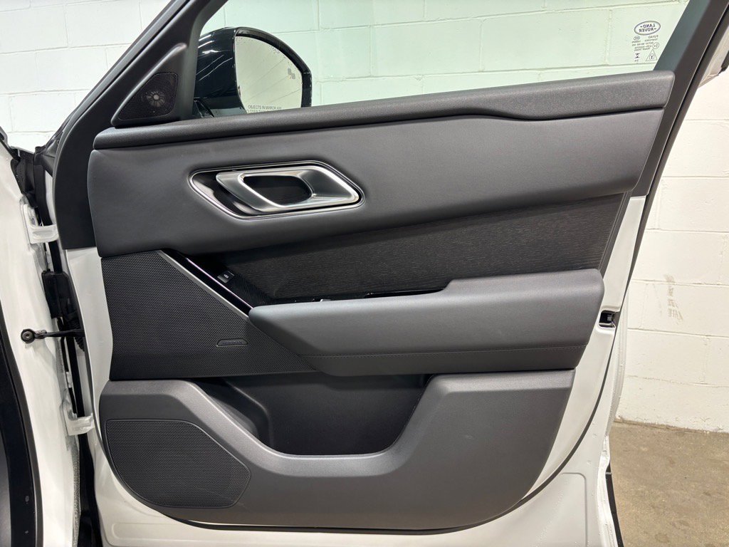New 2026 Land Rover Range Rover Velar S image 33