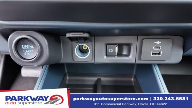 New 2026 Ford Maverick Lariat w/ Black Appearance Package AWD/4WD image 23