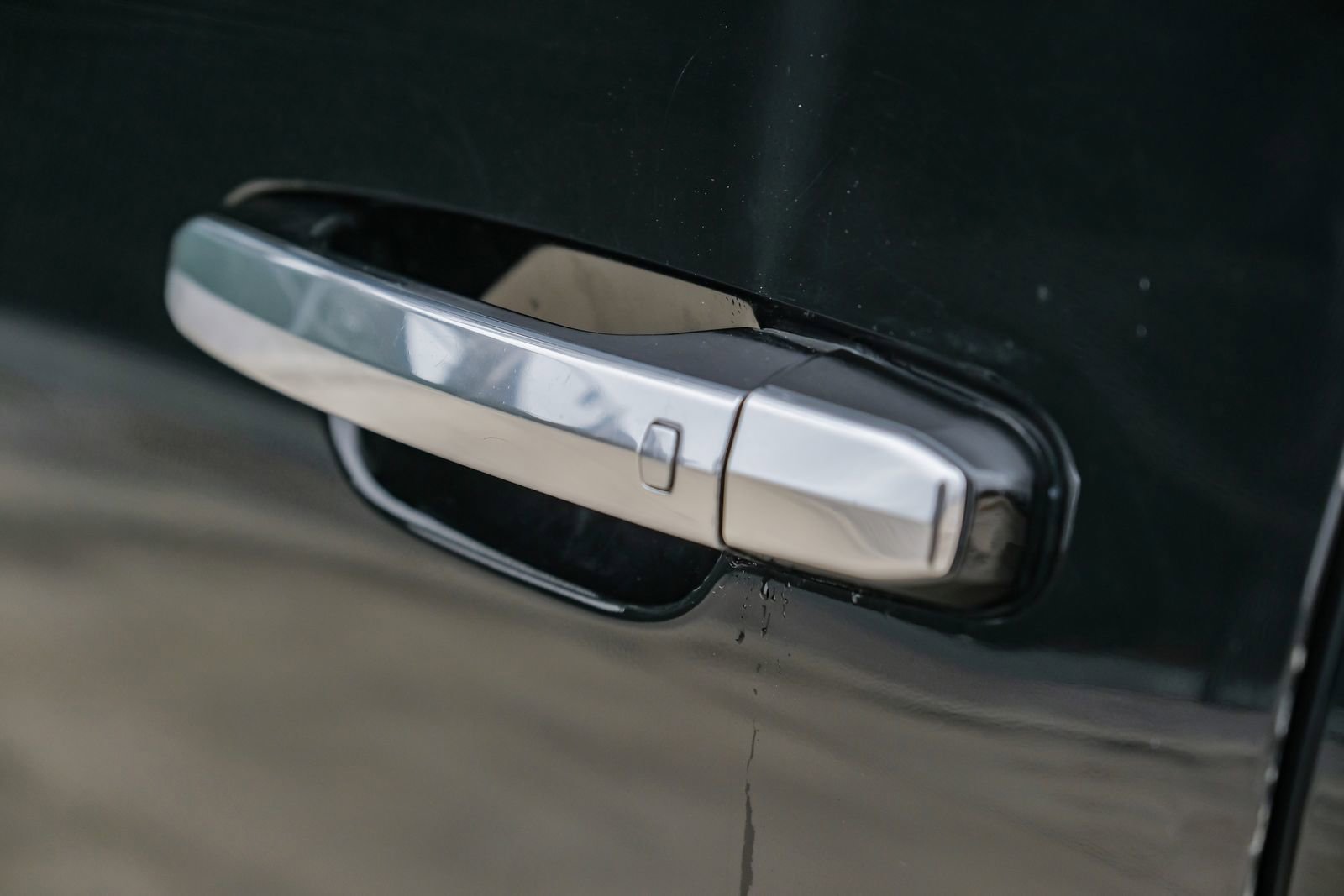 Used 2017 Cadillac Escalade ESV Luxury AWD/4WD image 43