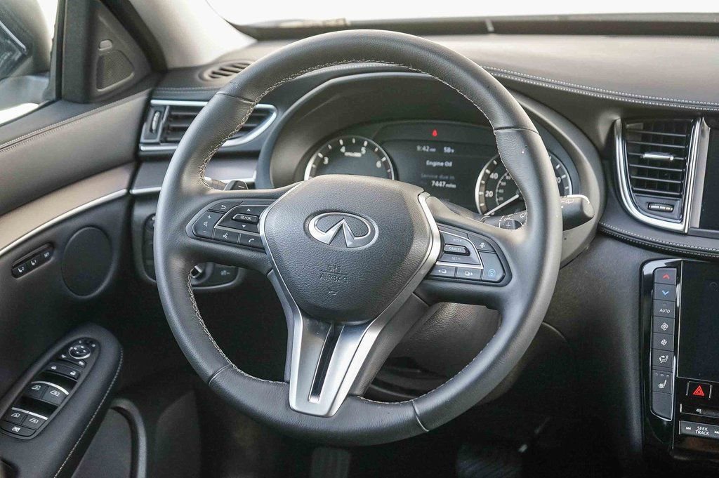 Certified 2023 INFINITI QX50 Luxe image 14