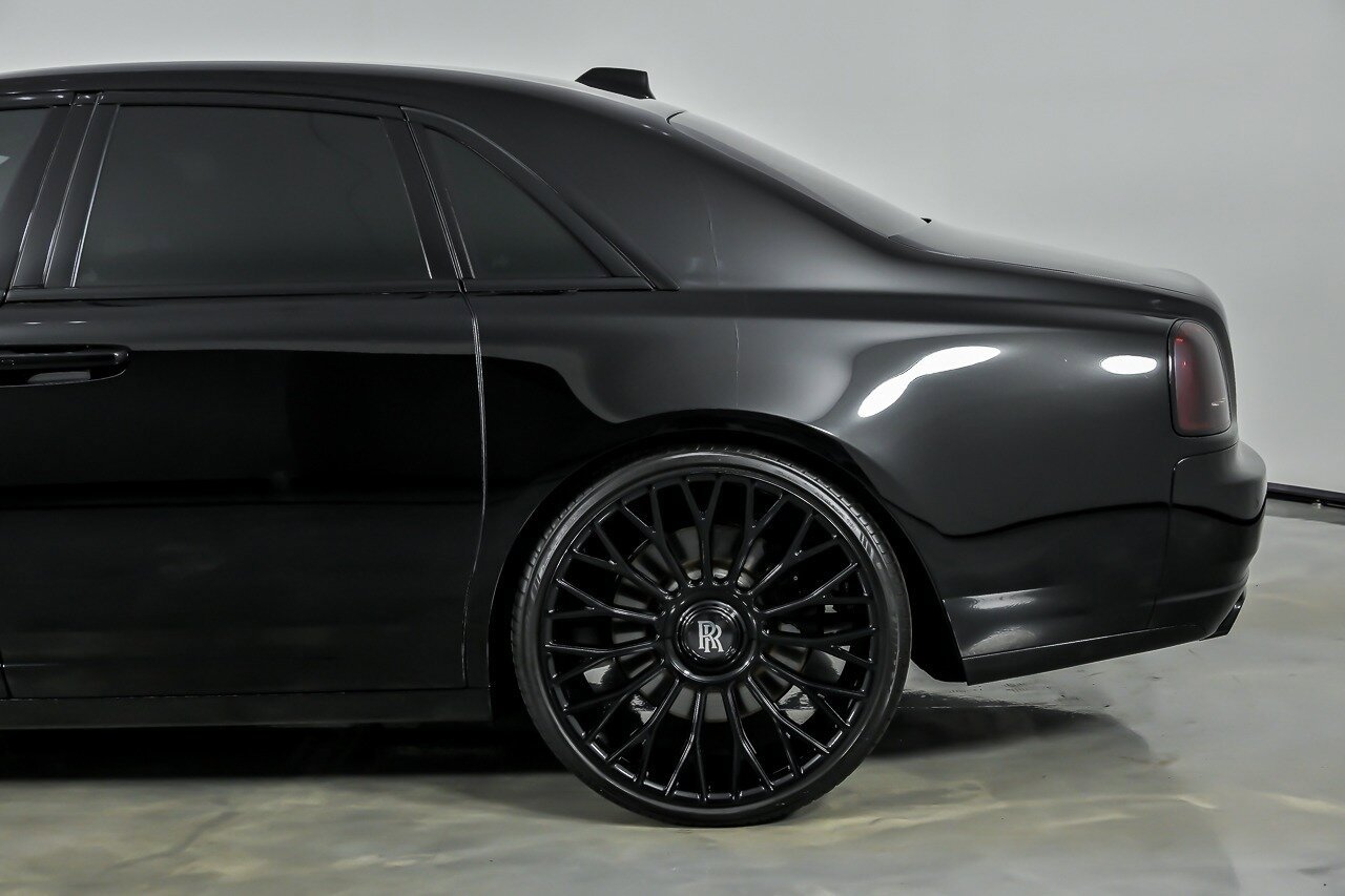 Used 2020 Rolls-Royce Ghost RWD image 9
