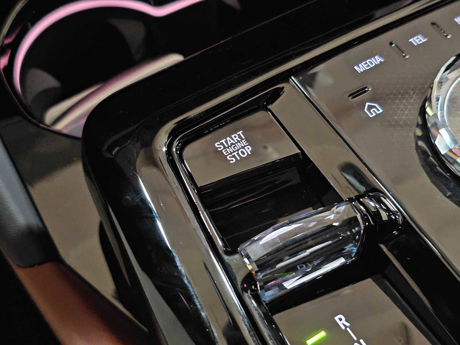 New 2026 BMW 550e xDrive w/ Executive Package image 29