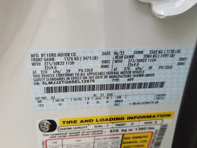 New 2025 Lincoln Navigator Black Label image 25