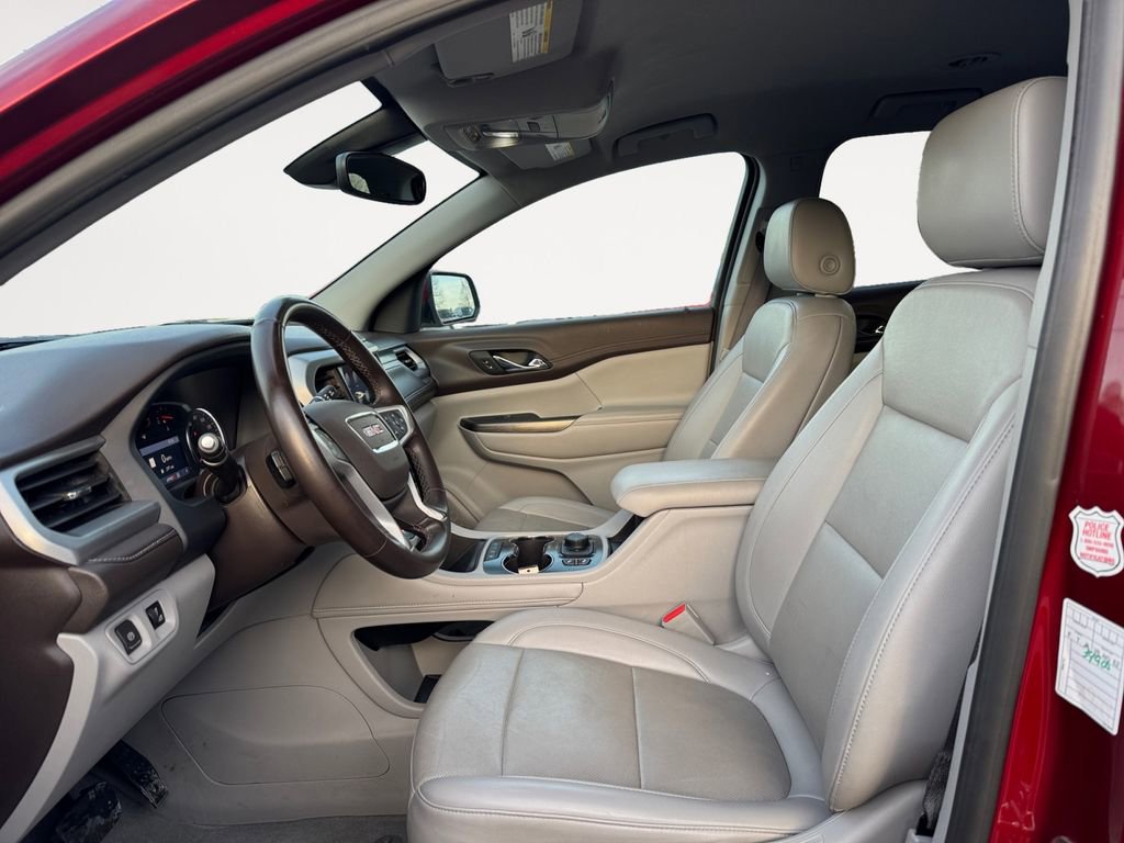Used 2023 GMC Acadia SLT image 9