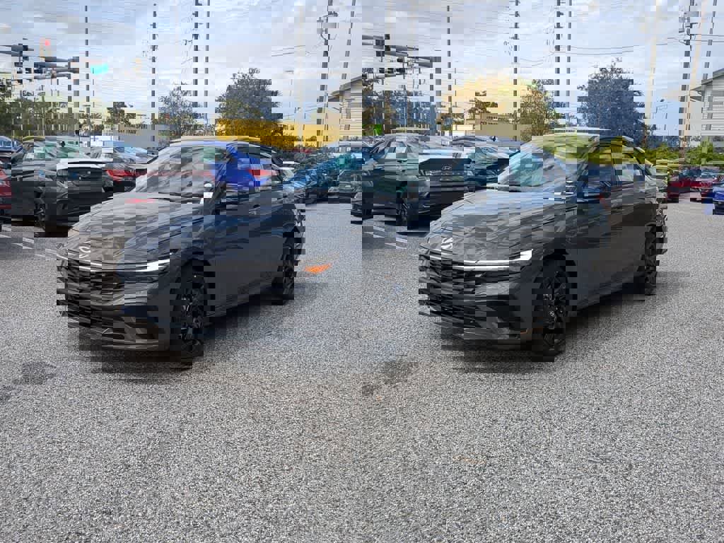 New 2026 Hyundai Elantra Sport FWD image 2