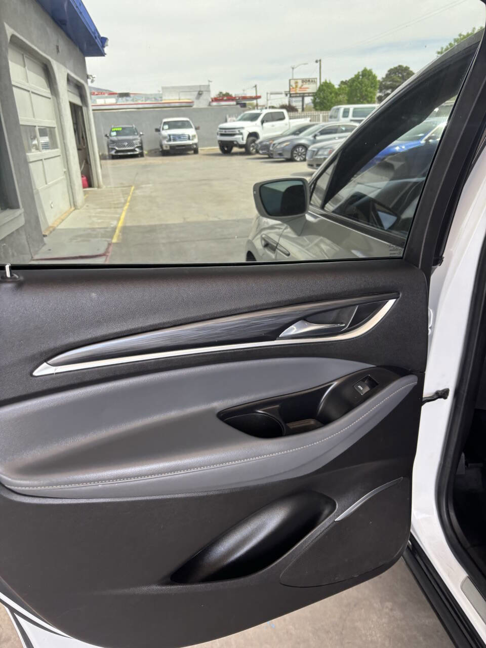 Used 2019 Buick Enclave Preferred image 22