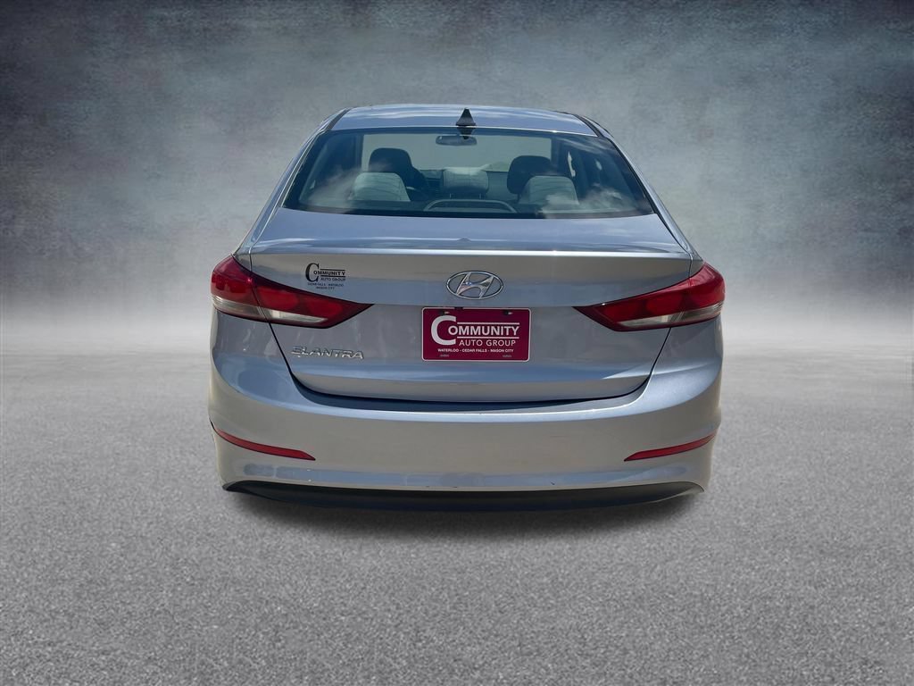 Used 2017 Hyundai Elantra SE FWD image 4