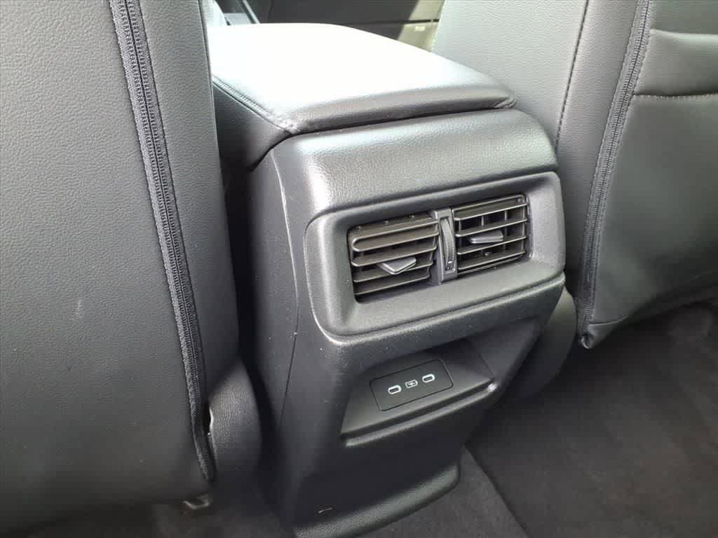 Used 2024 Honda CR-V EX-L image 9