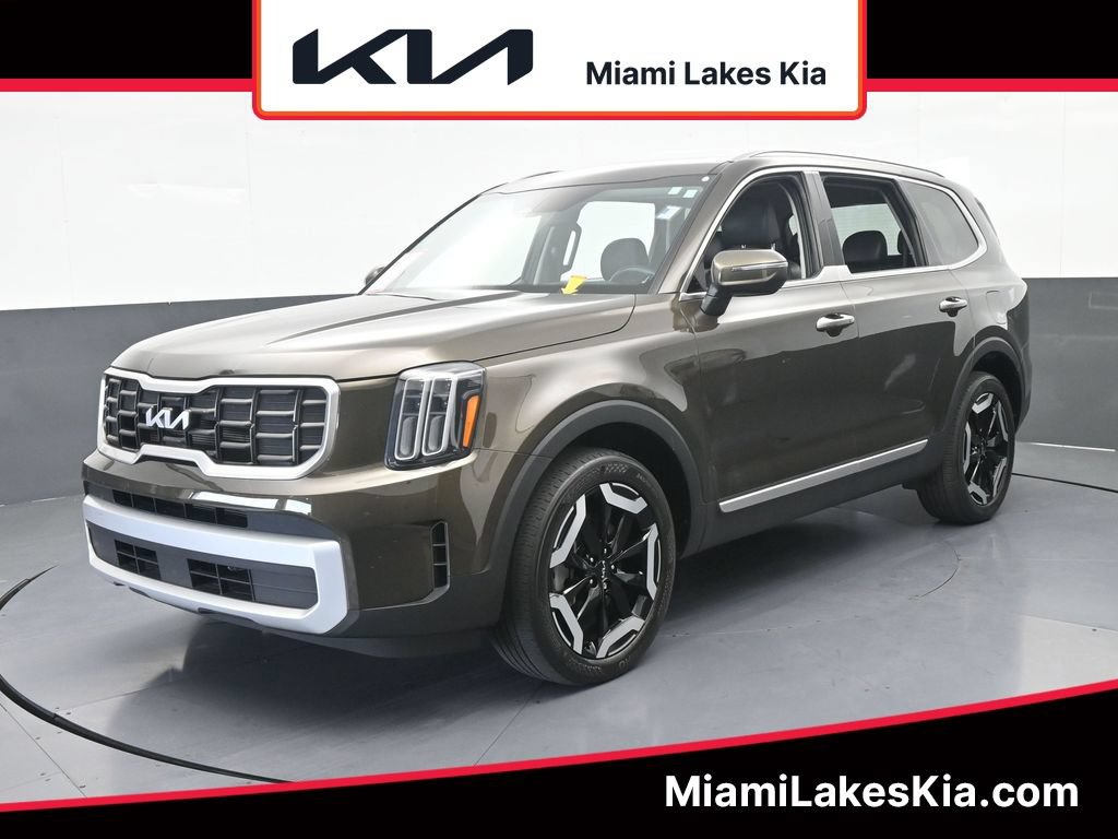 New 2024 Kia Telluride S w/ S Sunroof Package
