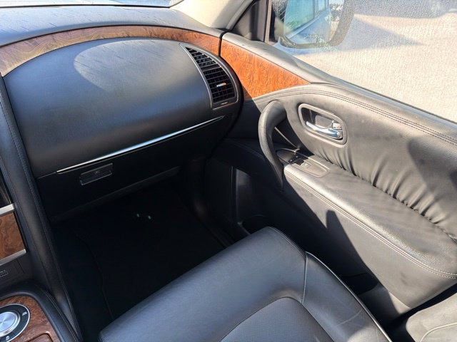 Used 2024 Nissan Armada SL w/ Captain's Chairs Package RWD image 21