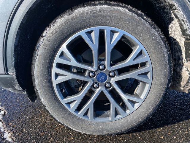 Used 2022 Ford Escape SEL image 21