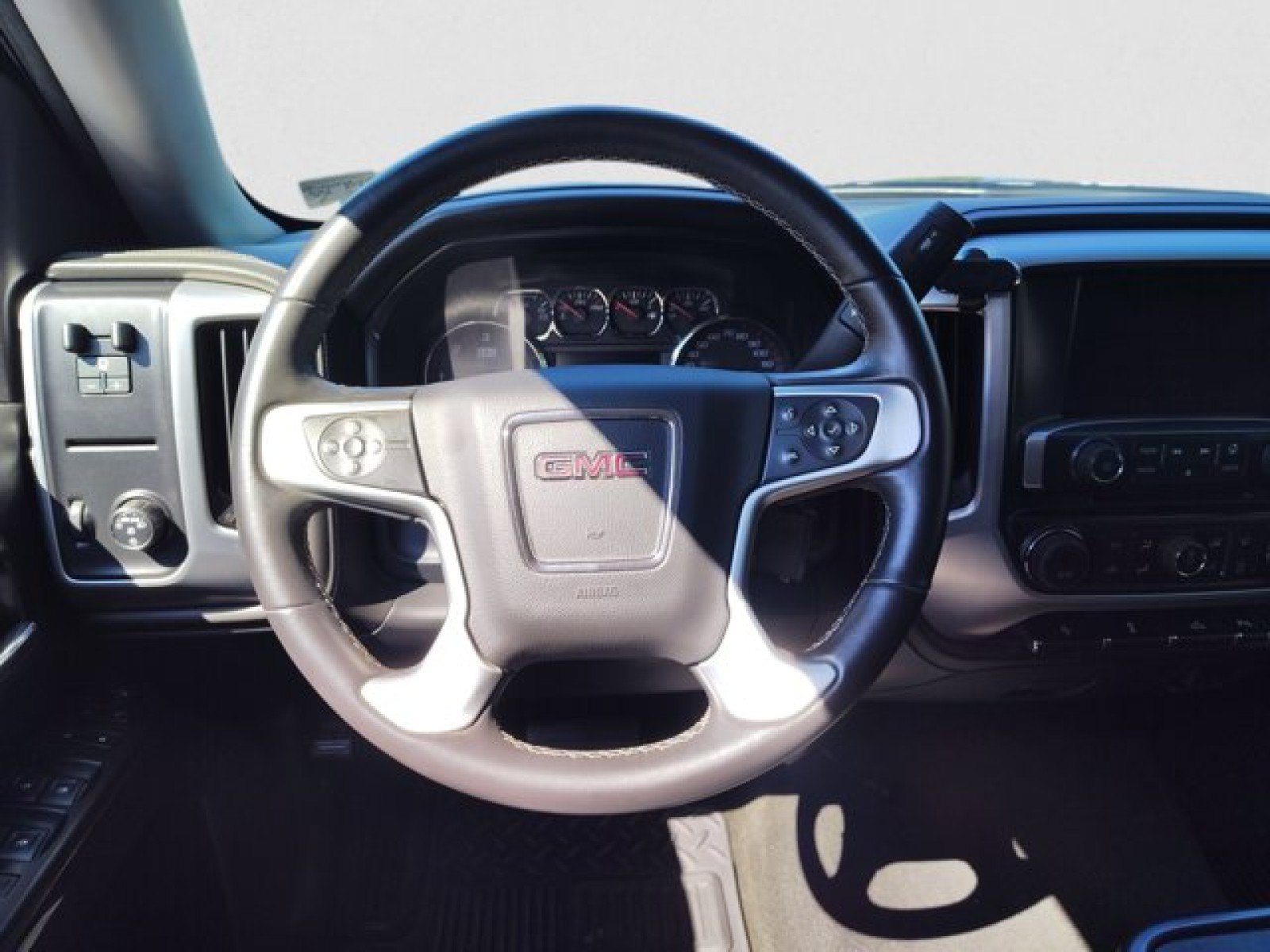 Used 2016 GMC Sierra 1500 SLE w/ SLE Value Package RWD image 14
