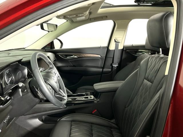 Used 2023 Buick Envision Avenir image 33